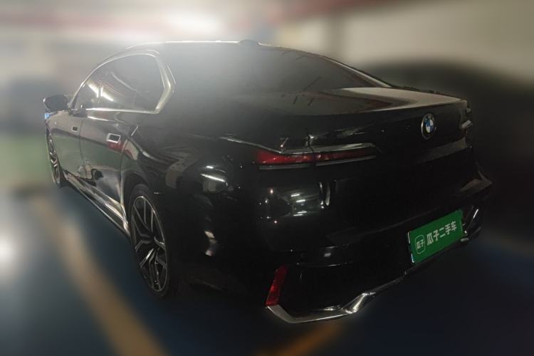 Used BMW 7 Series 2023 735Li M Sport Package Rear Left 45 Deg