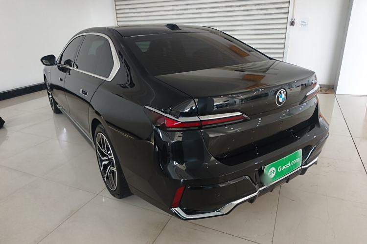 Used BMW 7 Series 2023 735Li M Sport Package Rear Left 45 Deg