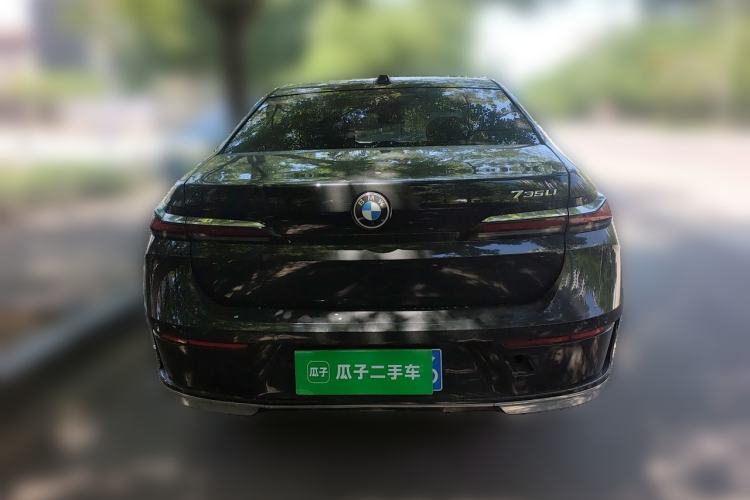 Used BMW 7 Series 2023 735Li Luxury Package Rear