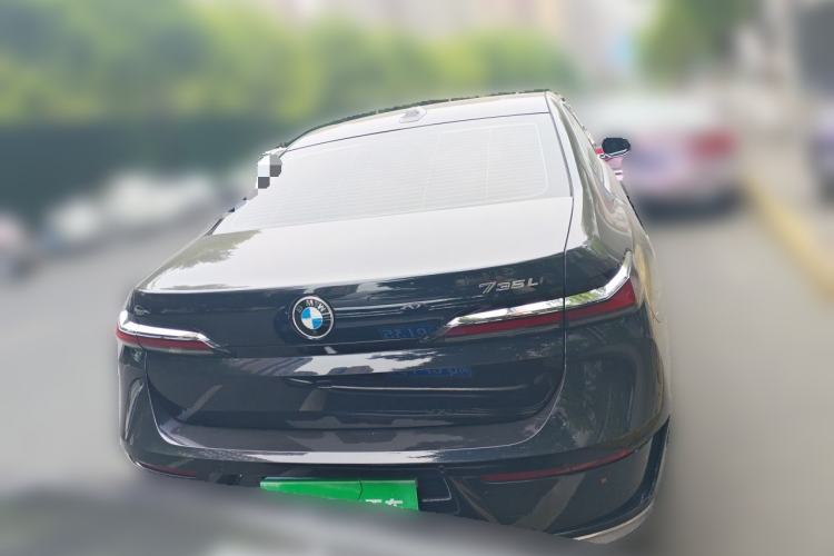 Used BMW 7 Series 2023 735Li Luxury Package Rear