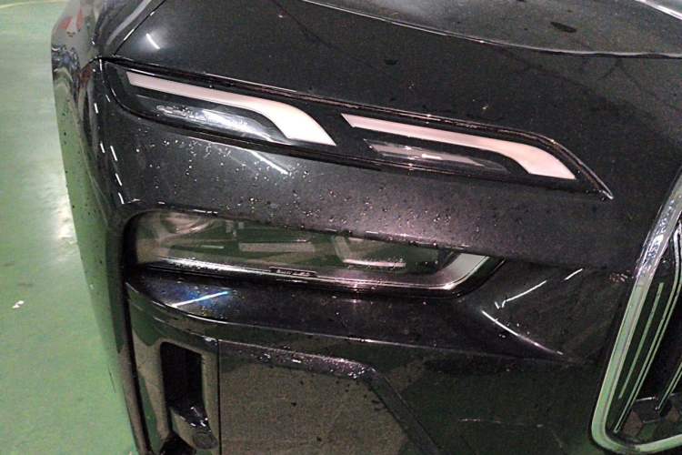 Used BMW 7 Series 2023 735Li M Sport Package Right Front Headlight