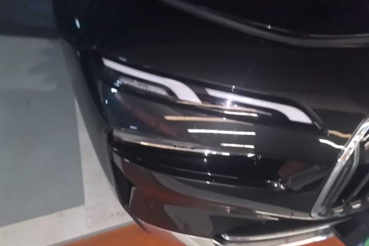 Used BMW 7 Series 2023 735Li Luxury Package Right Front Headlight