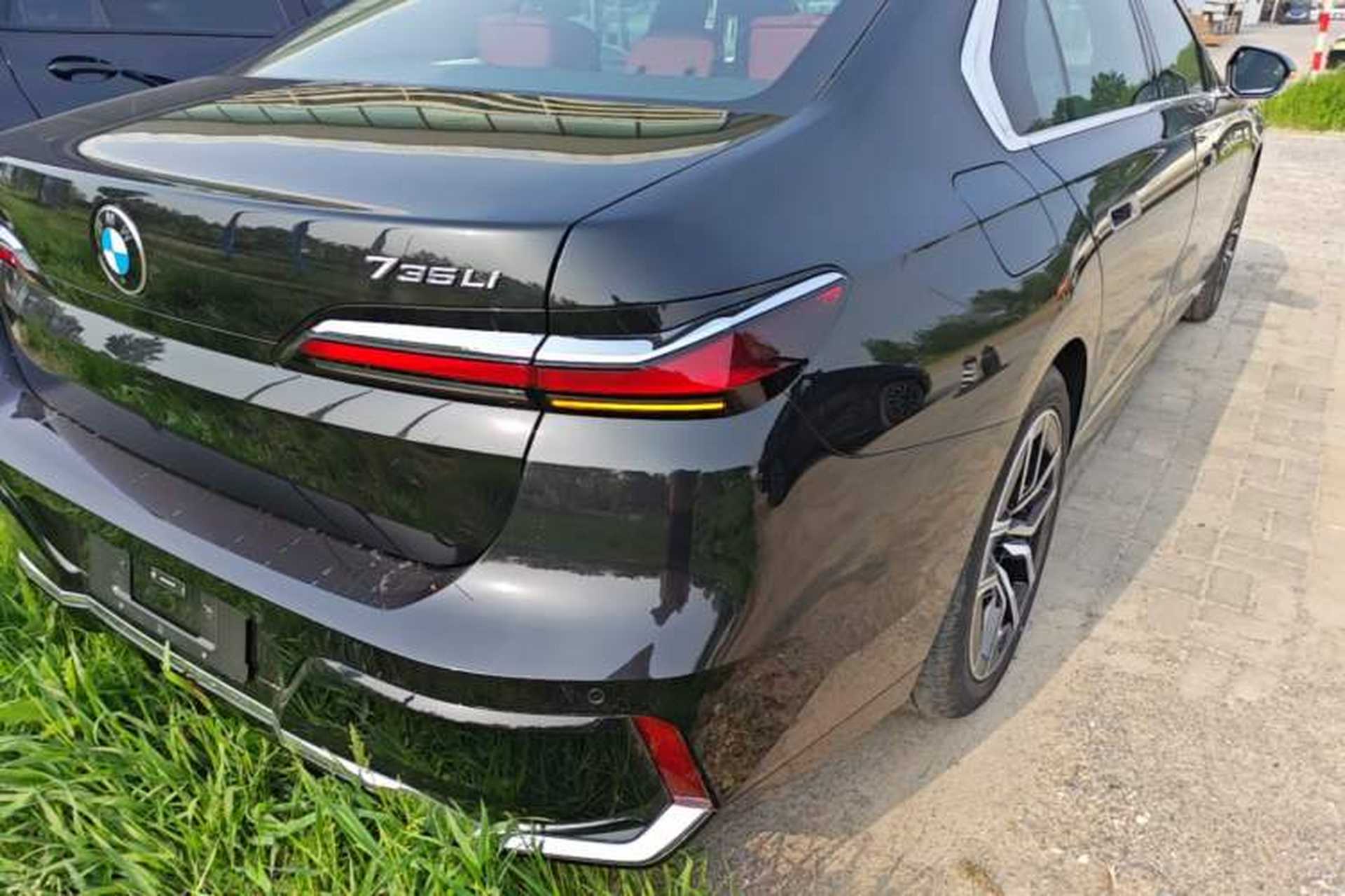 Used BMW 7 Series 2023 735Li M Sport Package Right Rear Taillight