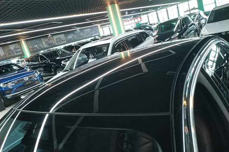 Used BMW 7 Series 2023 735Li M Sport Package Roof