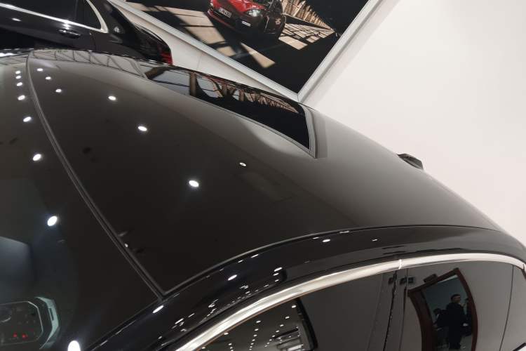 Used BMW 7 Series 2023 735Li M Sport Package Roof