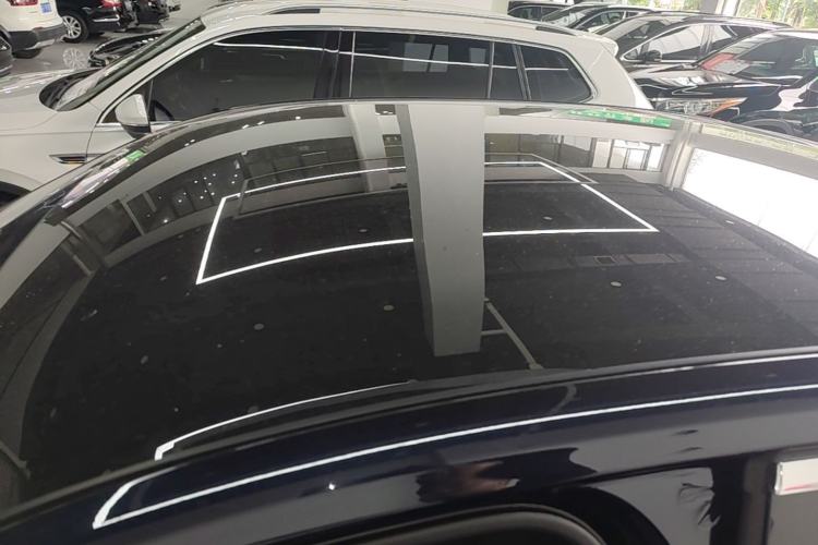 Used BMW 7 Series 2023 735Li M Sport Package Roof