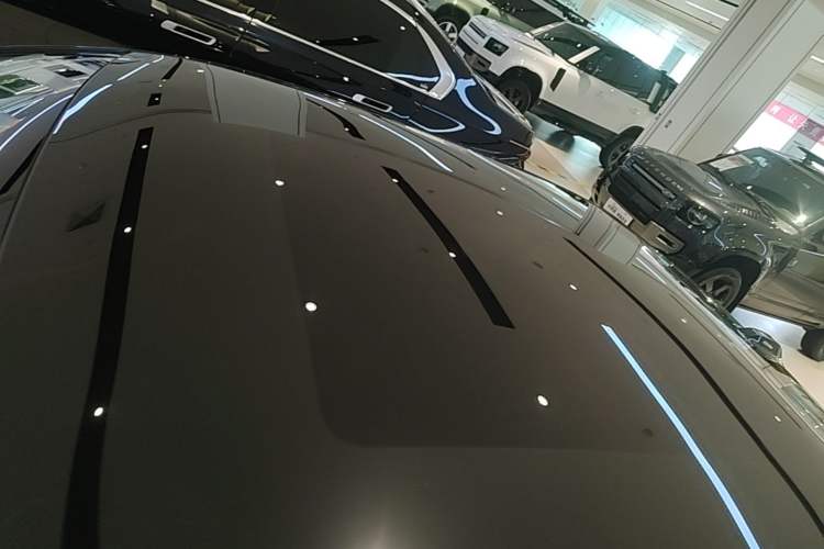 Used BMW 7 Series 2023 735Li Luxury Package Roof