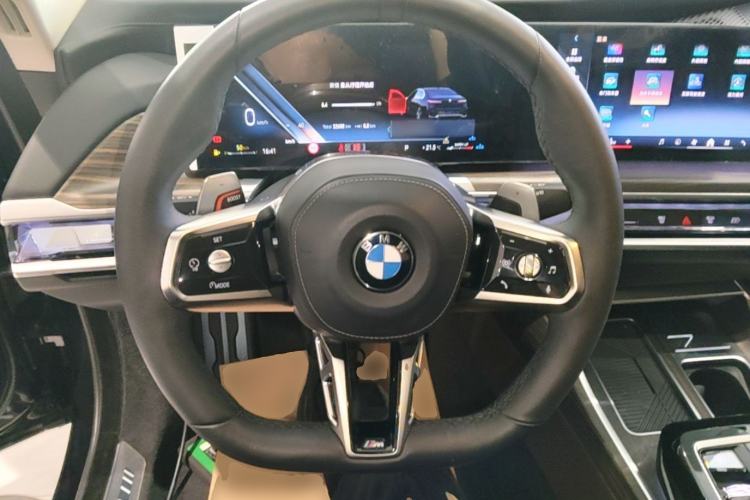 Used BMW 7 Series 2023 735Li M Sport Package Steering Wheel