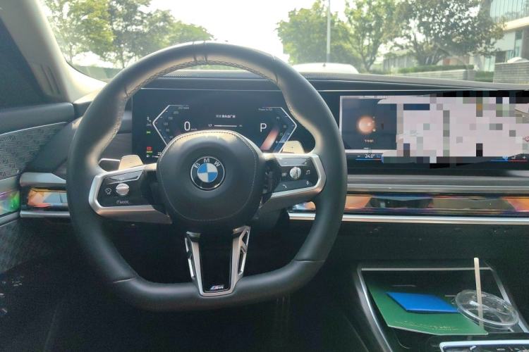 Used BMW 7 Series 2023 740Li Luxury Edition M Sport Package Steering Wheel