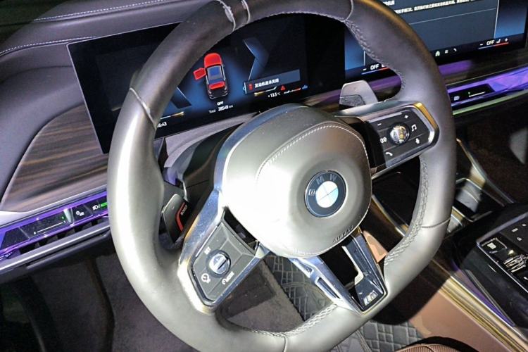 Used BMW 7 Series 2023 735Li M Sport Package Steering Wheel