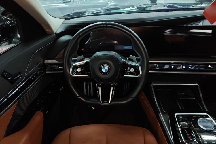 Used BMW 7 Series 2023 735Li M Sport Package Steering Wheel