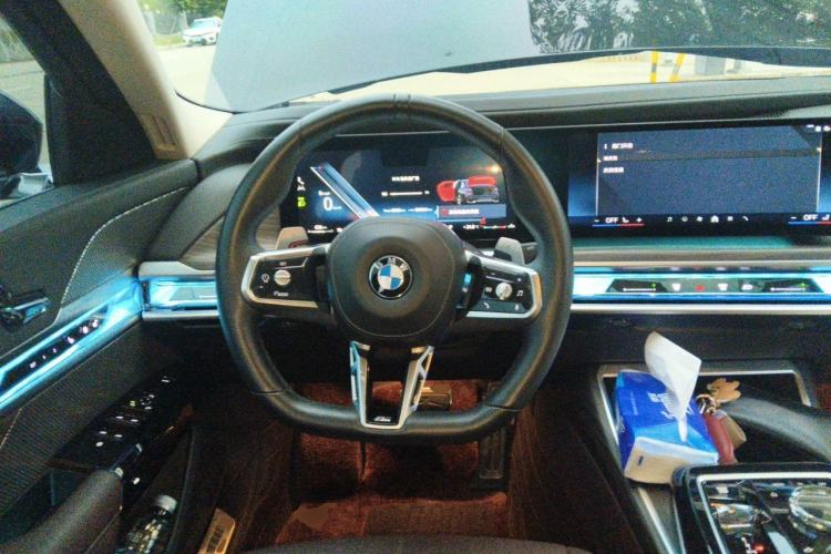 Used BMW 7 Series 2023 735Li M Sport Package Steering Wheel