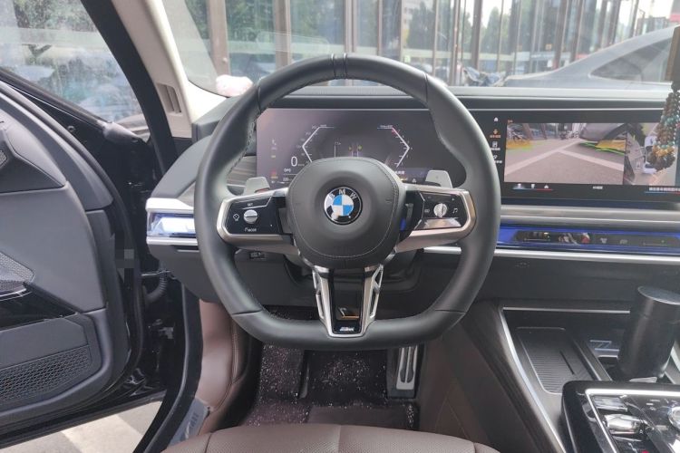 Used BMW 7 Series 2023 735Li M Sport Package Steering Wheel