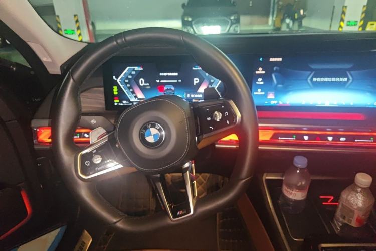 Used BMW 7 Series 2023 735Li M Sport Package Steering Wheel