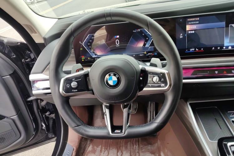 Used BMW 7 Series 2023 735Li M Sport Package Steering Wheel