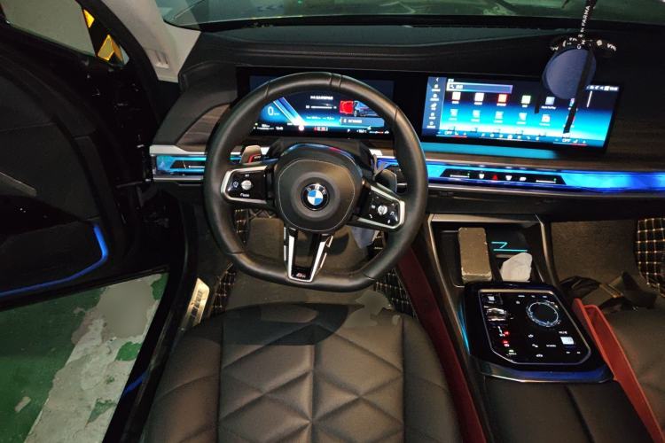 Used BMW 7 Series 2023 735Li M Sport Package Steering Wheel