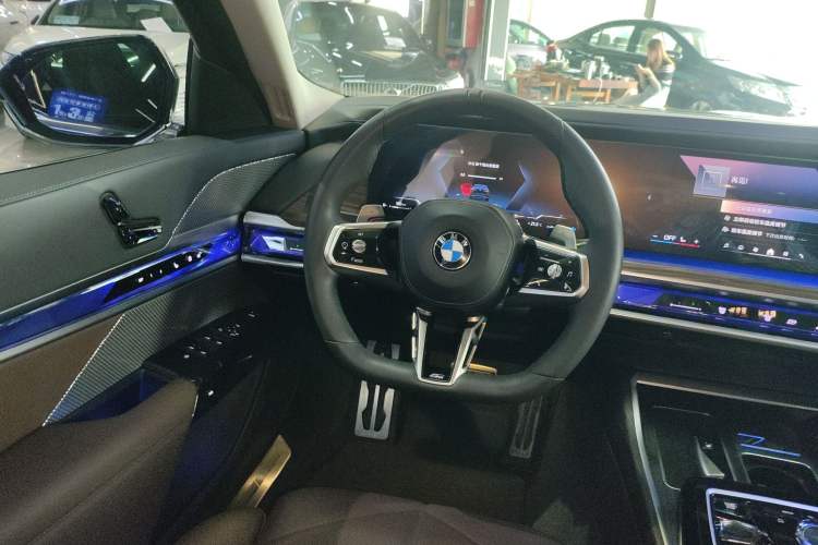 Used BMW 7 Series 2023 740Li Leading Model M Sport Package Steering Wheel