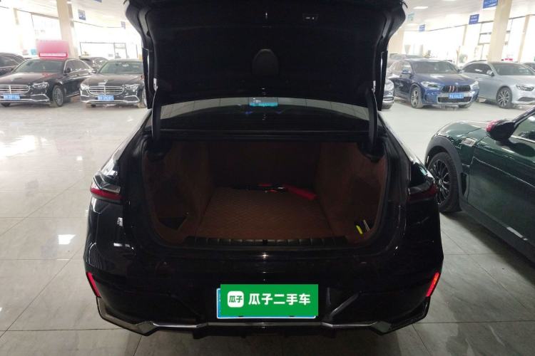 Used BMW 7 Series 2023 735Li M Sport Package Trunk