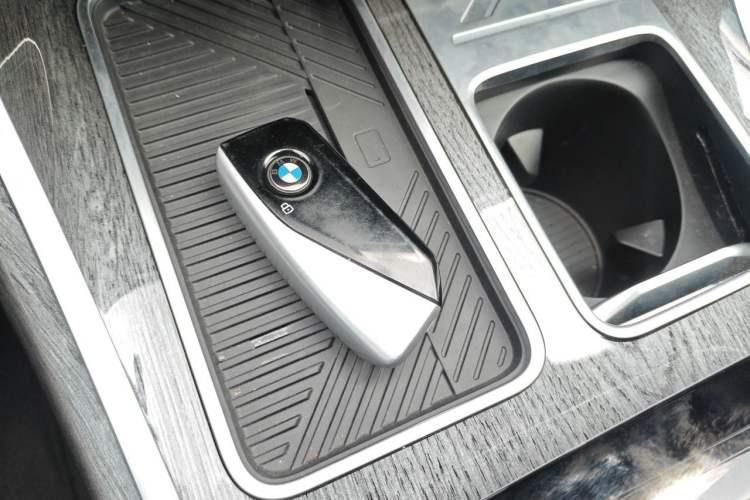 Used BMW 7 Series 2023 740Li Luxury Edition with Premium Package Vehicle Key
