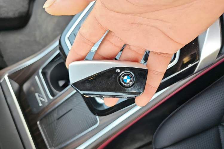Used BMW 7 Series 2023 735Li M Sport Package Vehicle Key