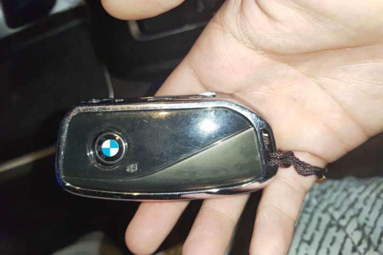 Used BMW 7 Series 2023 735Li M Sport Package Vehicle Key