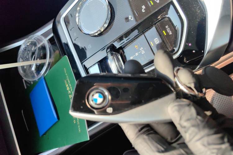 Used BMW 7 Series 2023 740Li Luxury Edition M Sport Package Vehicle Key