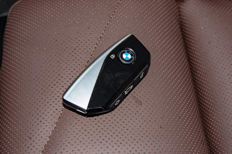 Used BMW 7 Series 2023 740Li Leading Model M Sport Package Vehicle Key