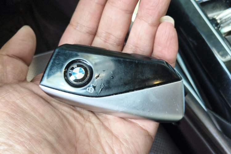 Used BMW 7 Series 2023 735Li Luxury Package Vehicle Key