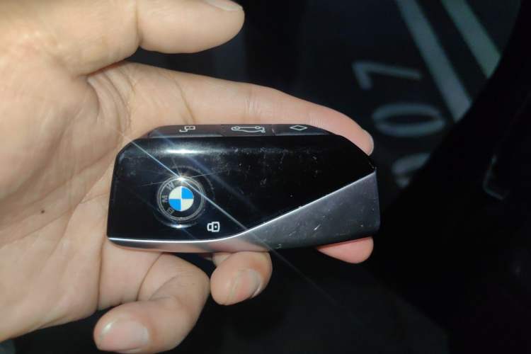 Used BMW 7 Series 2023 735Li M Sport Package Vehicle Key