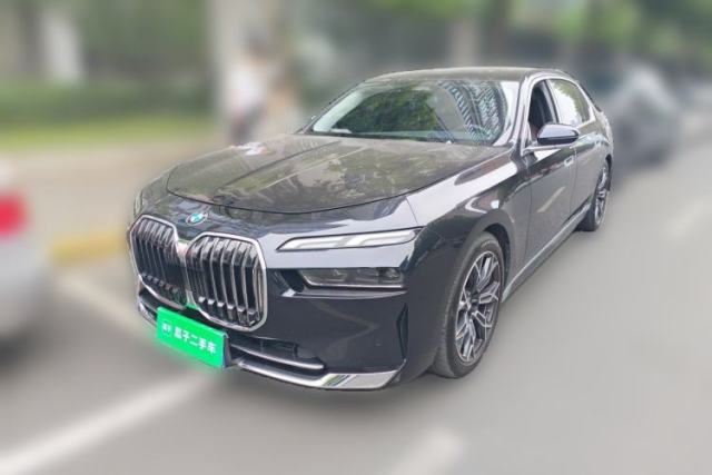 Used BMW 7 Series 2023 735Li Luxury Package