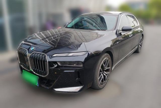 Used BMW 7 Series 2023 735Li M Sport Package