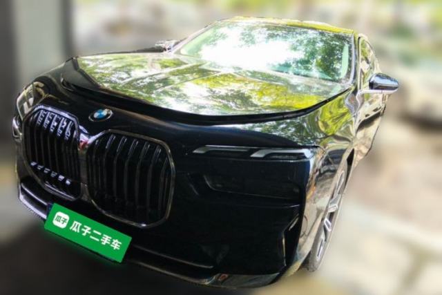 Used BMW 7 Series 2023 735Li Luxury Package