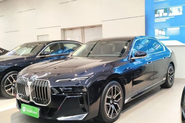 Used BMW 7 Series 2023 735Li M Sport Package