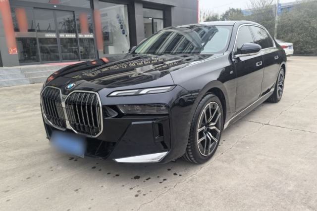 Used BMW 7 Series 2023 735Li M Sport Package