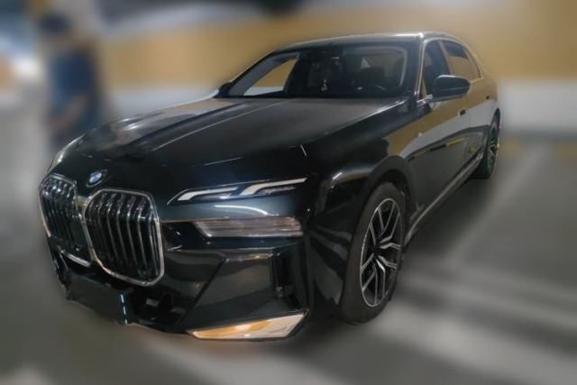 Used BMW 7 Series 2023 735Li M Sport Package