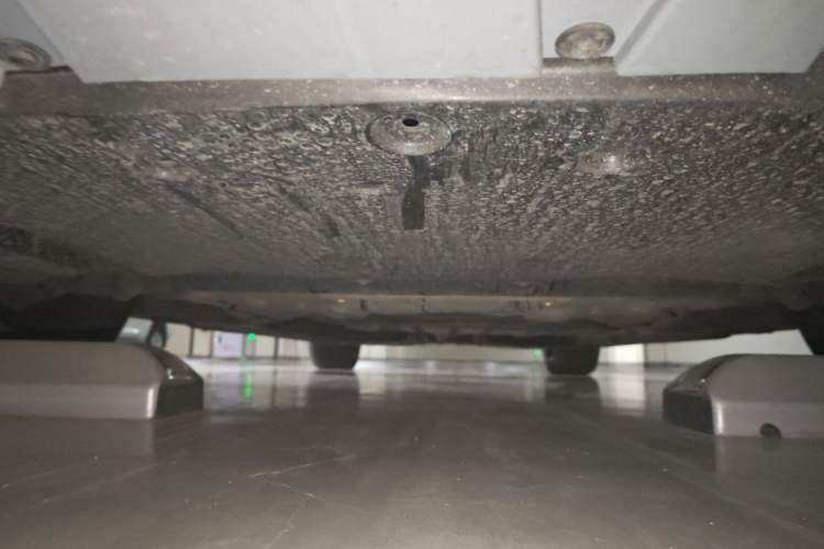 Used BMW 7 Series 2023 735Li M Sport Package Chassis Front