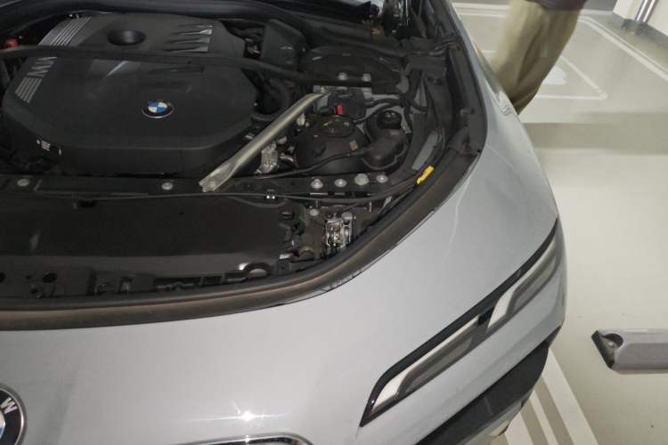 Used BMW 7 Series 2023 735Li M Sport Package Engine Bay Left
