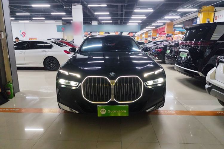 Used BMW 7 Series 2023 735Li M Sport Package Exterior 1