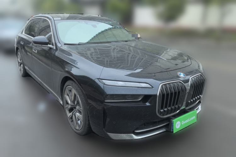 Used BMW 7 Series 2023 740Li Luxury Edition with Premium Package Front Right 45 Deg