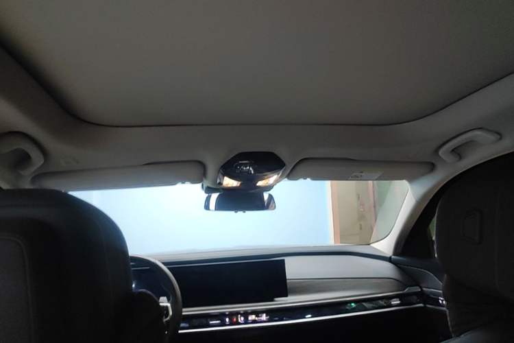 Used BMW 7 Series 2023 735Li M Sport Package Headliner
