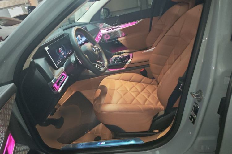 Used BMW 7 Series 2023 735Li M Sport Package Left Front Seat