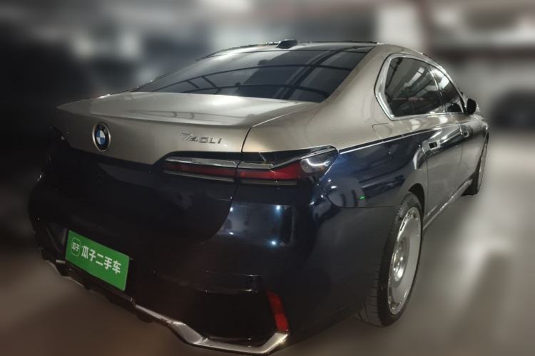 Used BMW 7 Series 2023 740Li Luxury Edition M Sport Package Rear Right 45 Deg