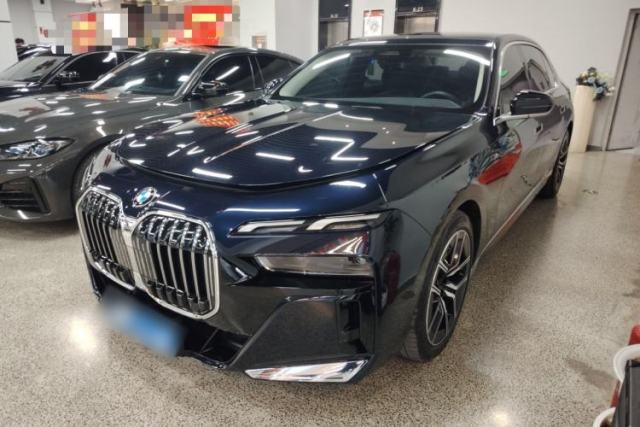 Used BMW 7 Series 2023 735Li M Sport Package