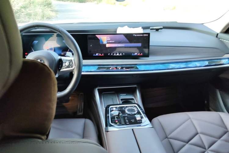 Used BMW 7 Series 2023 735Li M Sport Package Headliner