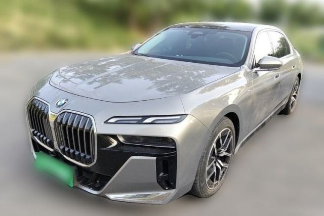Used BMW 7 Series 2023 735Li M Sport Package
