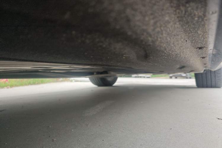 Used BMW 7 Series 2023 735Li M Sport Package Chassis Front Left