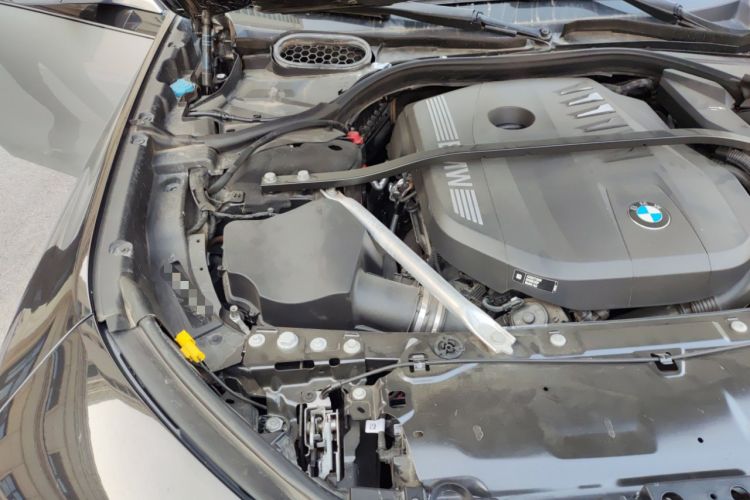 Used BMW 7 Series 2023 735Li Luxury Package Engine Bay Right