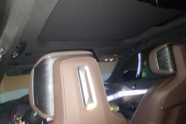 Used BMW 7 Series 2023 740Li Luxury Edition M Sport Package Headliner