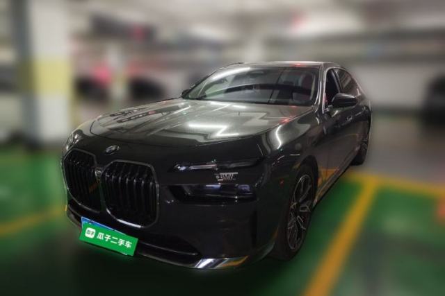 Used BMW 7 Series 2023 735Li Luxury Package