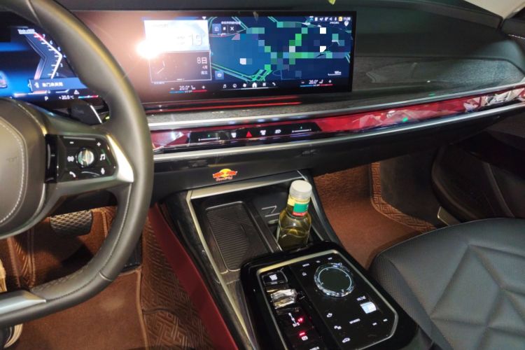 Used BMW 7 Series 2023 735Li Luxury Package Audio And AC Panel